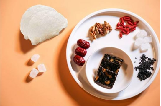 鑫琦.jpg 鑫琦.jpg